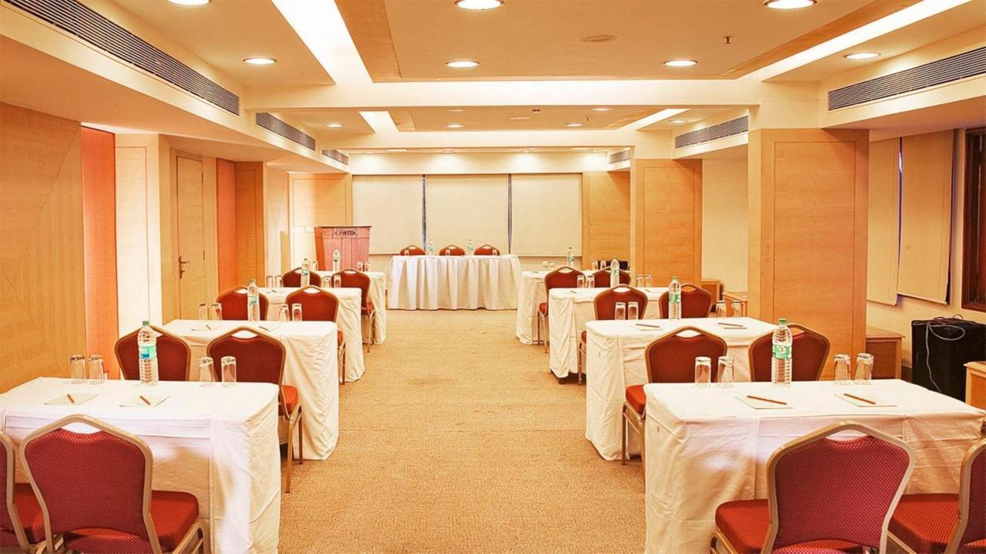 Vits Aurangabad Hotel ภายนอก รูปภาพ
