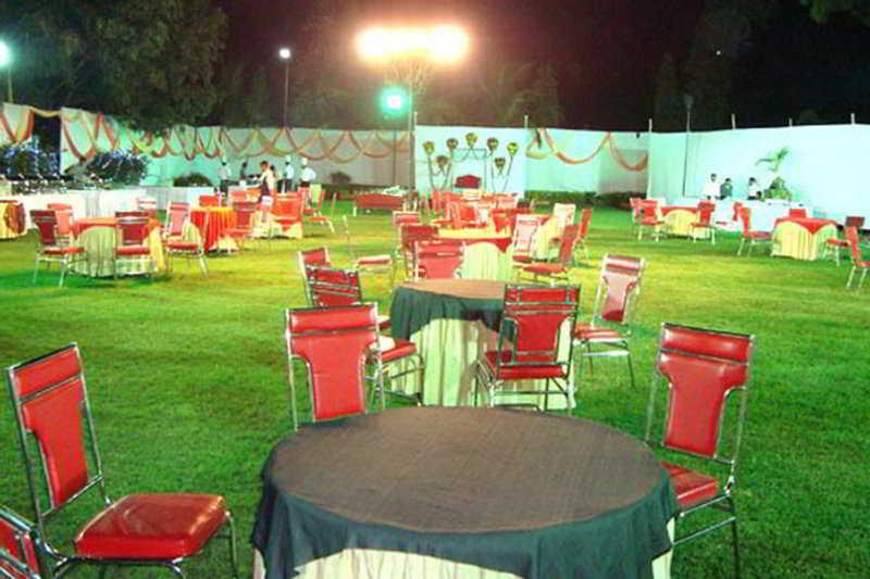 Vits Aurangabad Hotel ภายนอก รูปภาพ
