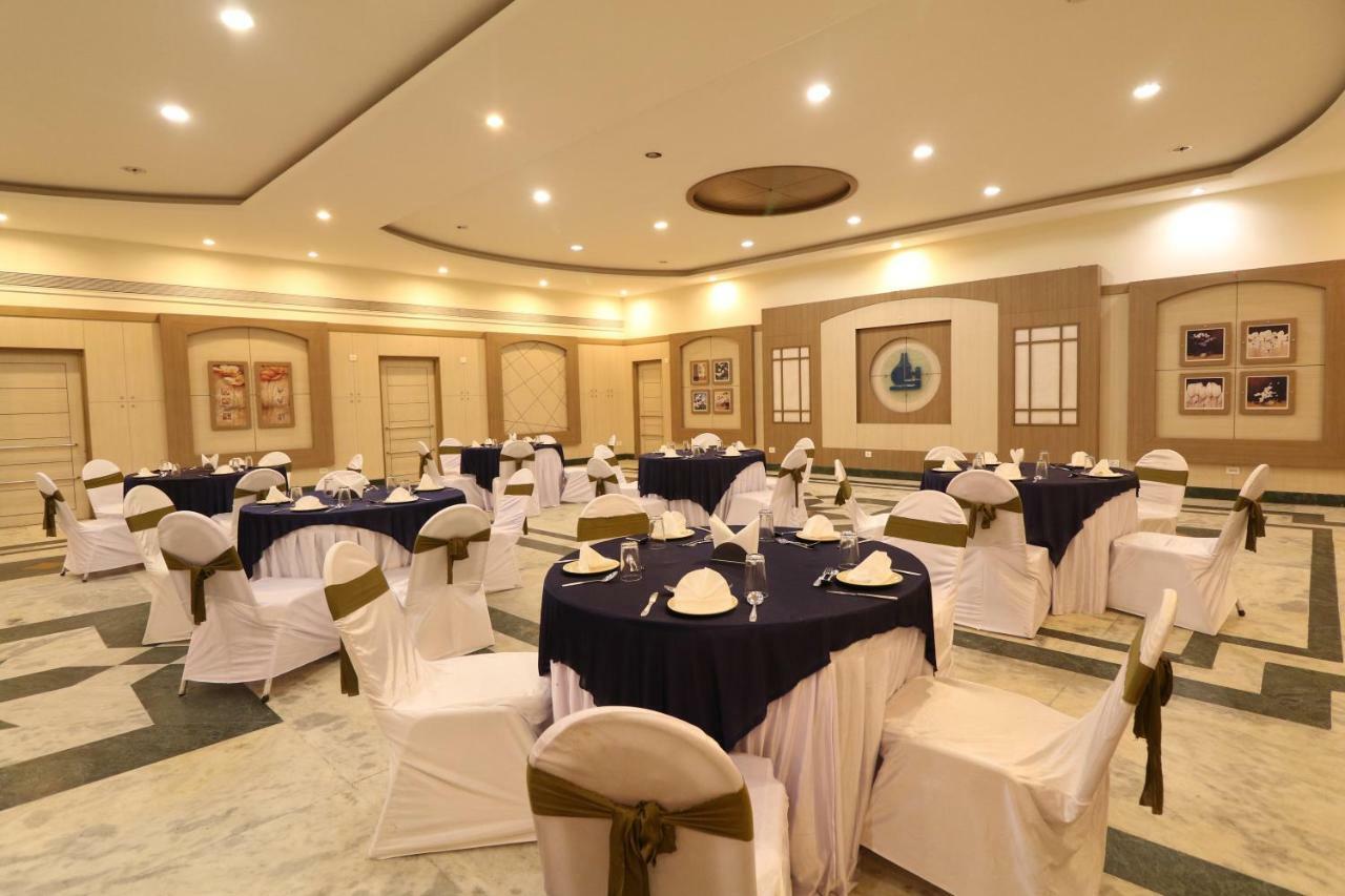 Vits Aurangabad Hotel ภายนอก รูปภาพ